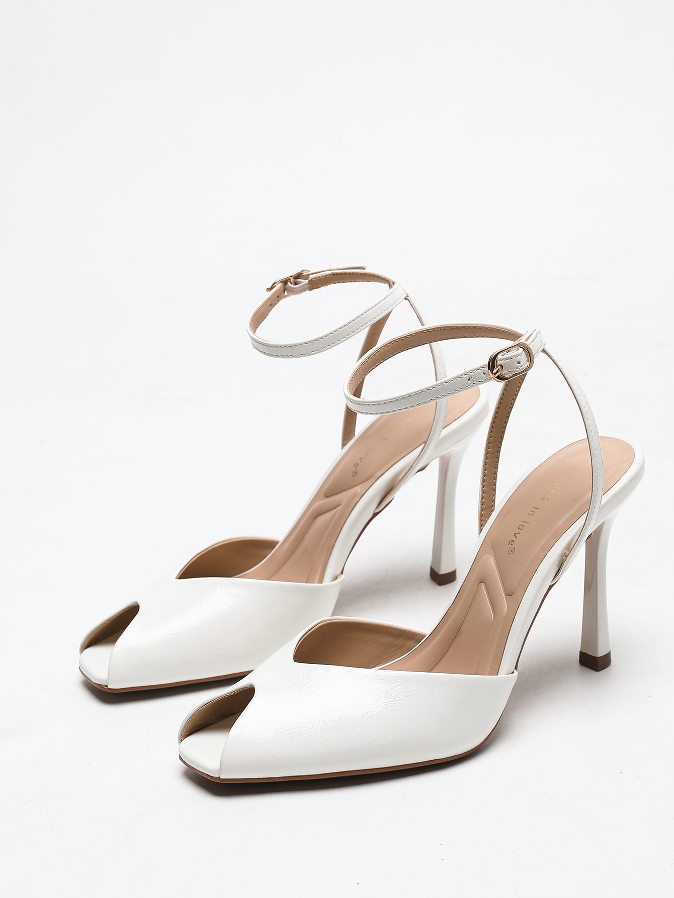 Chic Square-Toe Leather Peep-T - Peep Toe Heels recension och pris