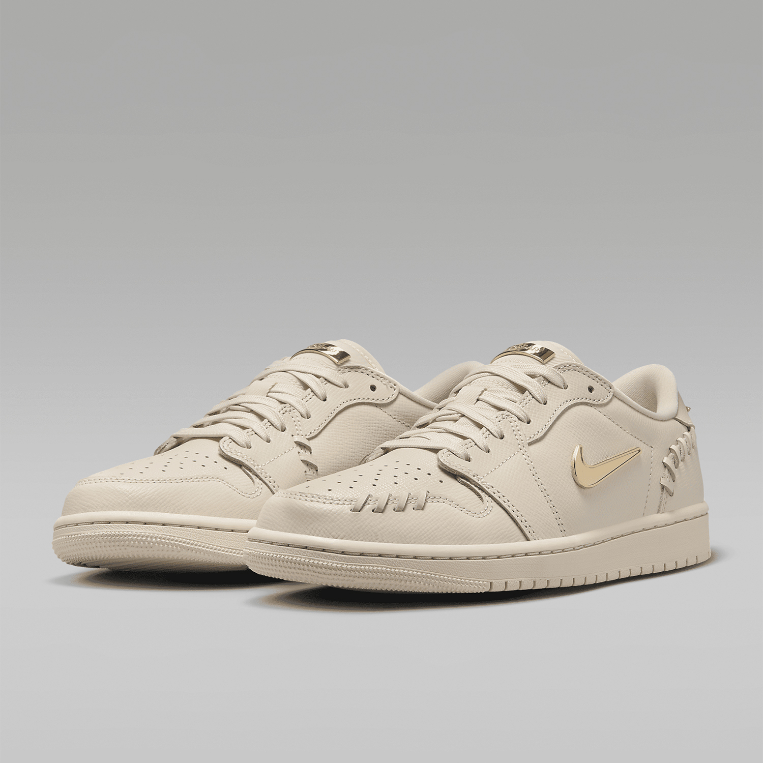 Nike Authentic Air Jordan 1 MM - Women'S Shoes Nike Jordan recension och pris