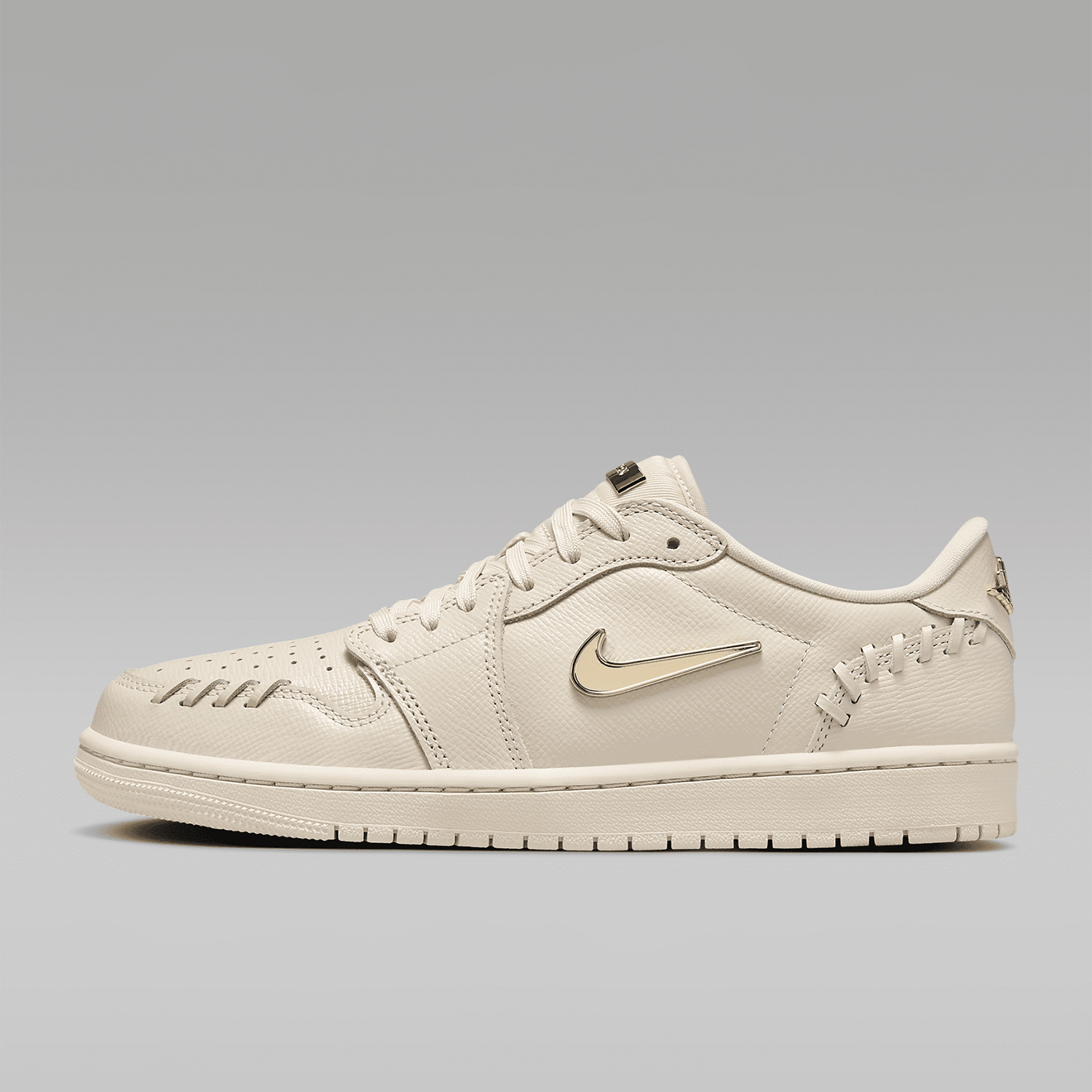 Nike Authentic Air Jordan 1 MM - Women'S Shoes Nike Jordan recension och pris