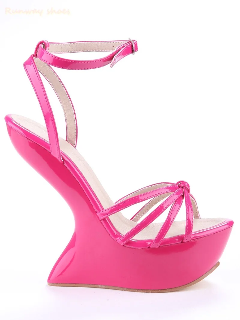 Unconventional High Heels Runw - Peep Toe Heels recension och pris